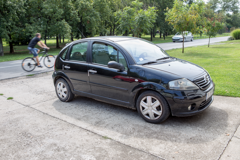 Illustration for article titled Euro cars photo dump